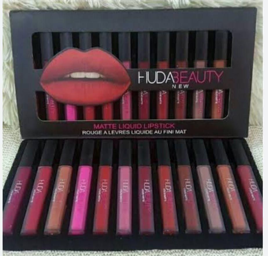 Bold & Beautiful Lipstick Set (Pack of 12)